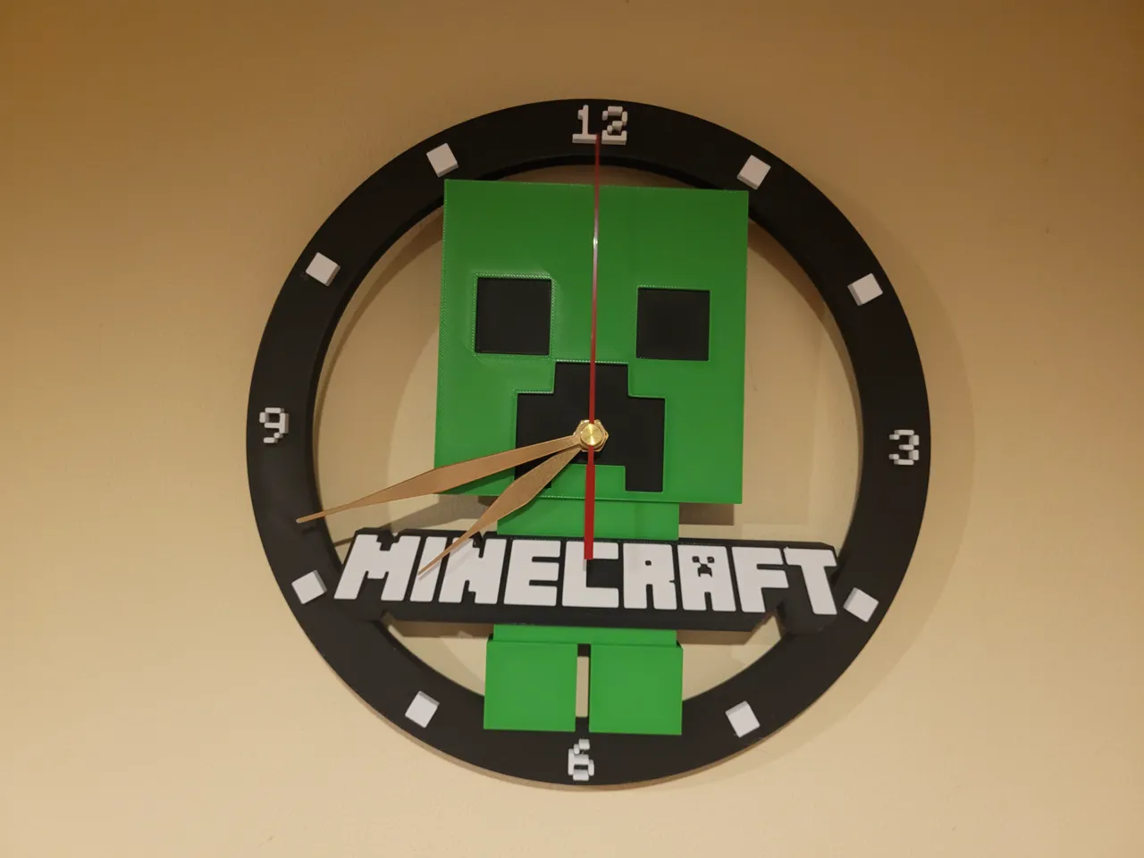 Minecraft Creeper Clock view 2