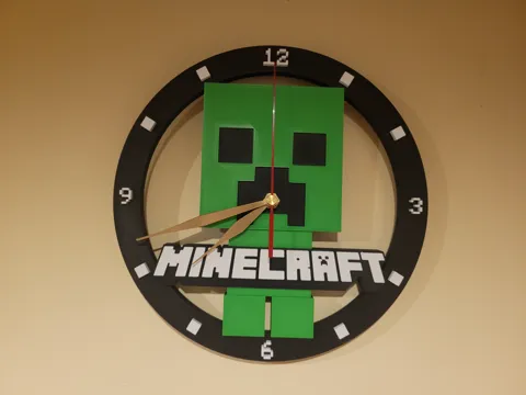 Minecraft Creeper Clock view 2