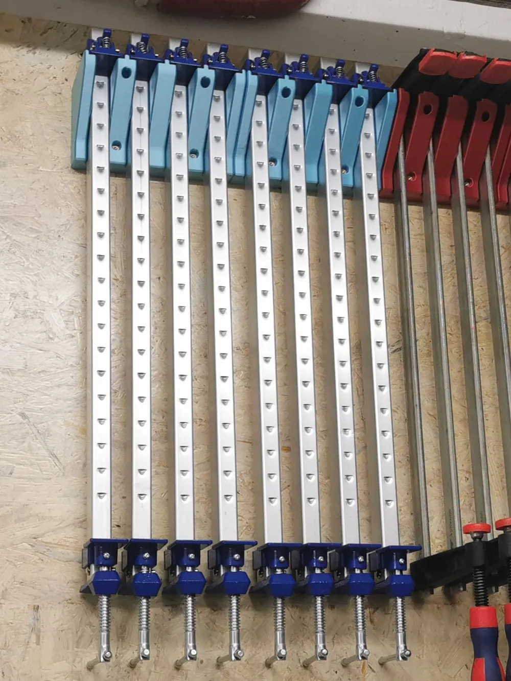 Bar Clamp Holder for Parallel Clamps or Pipe Clamps Remixed by suit1337