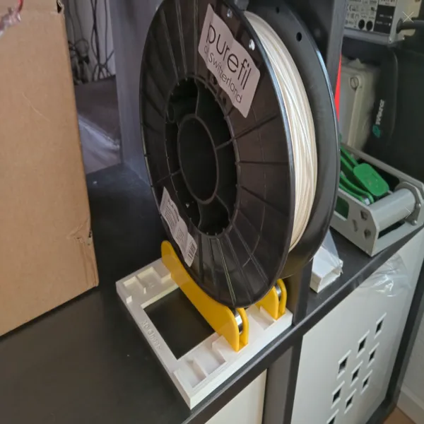 Base pour support de bobine de filament