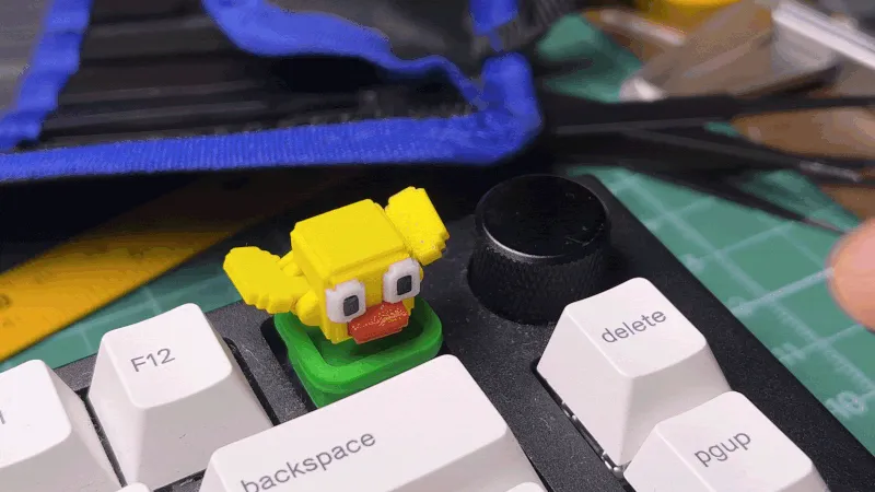 Bird Keycap(Wings flap when press | Flappybird) view 2