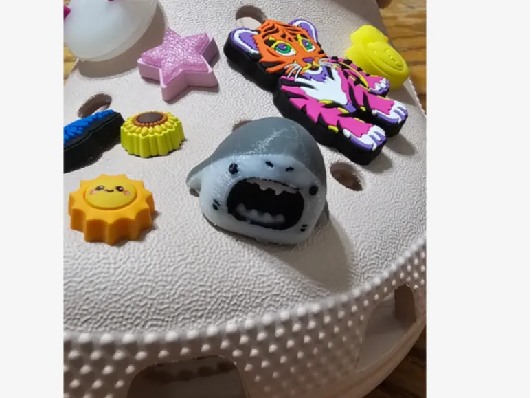 Shark Croc Jibbit