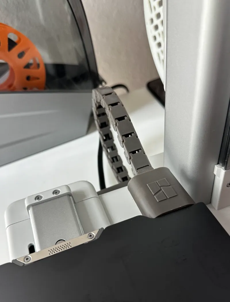 remix--A1 mini Heatbed Cable Chain (better fit)