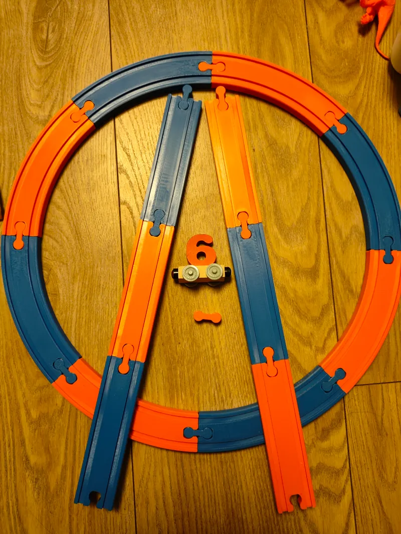 （火车轨道合集）中连接件进行了尺寸修正并进行建模（OpenSCAD train track library）