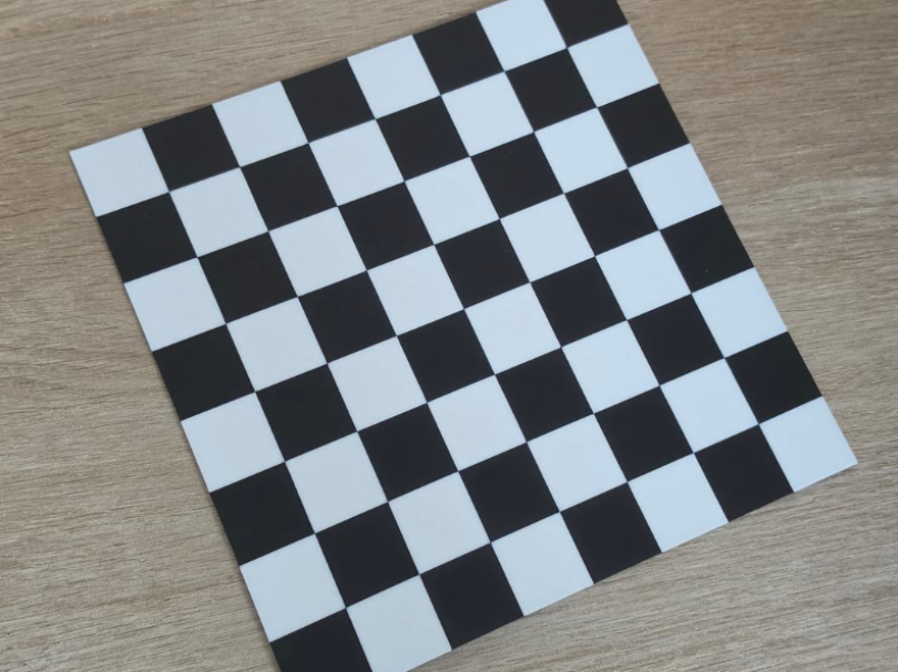 Simple chess board