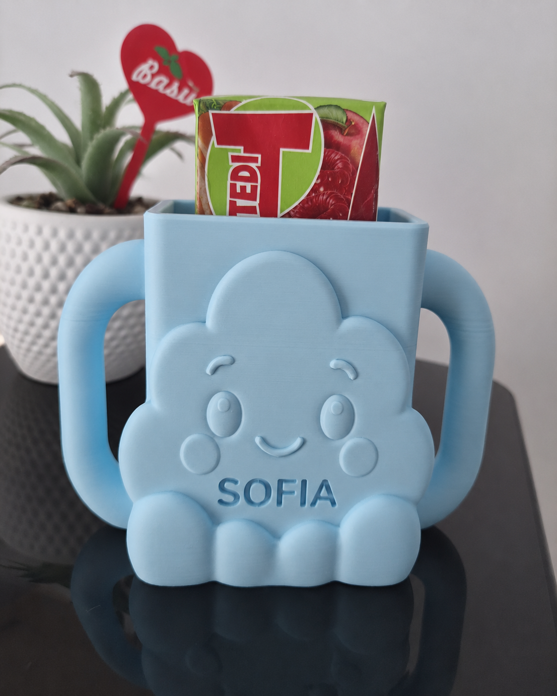 Miniatura 2 do modelo 3D Cloud Sip Buddy – Cute Juice Box Holder for Kids