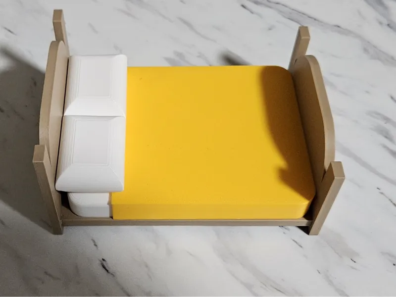 Miniature Queen Bed 1:12 Scale