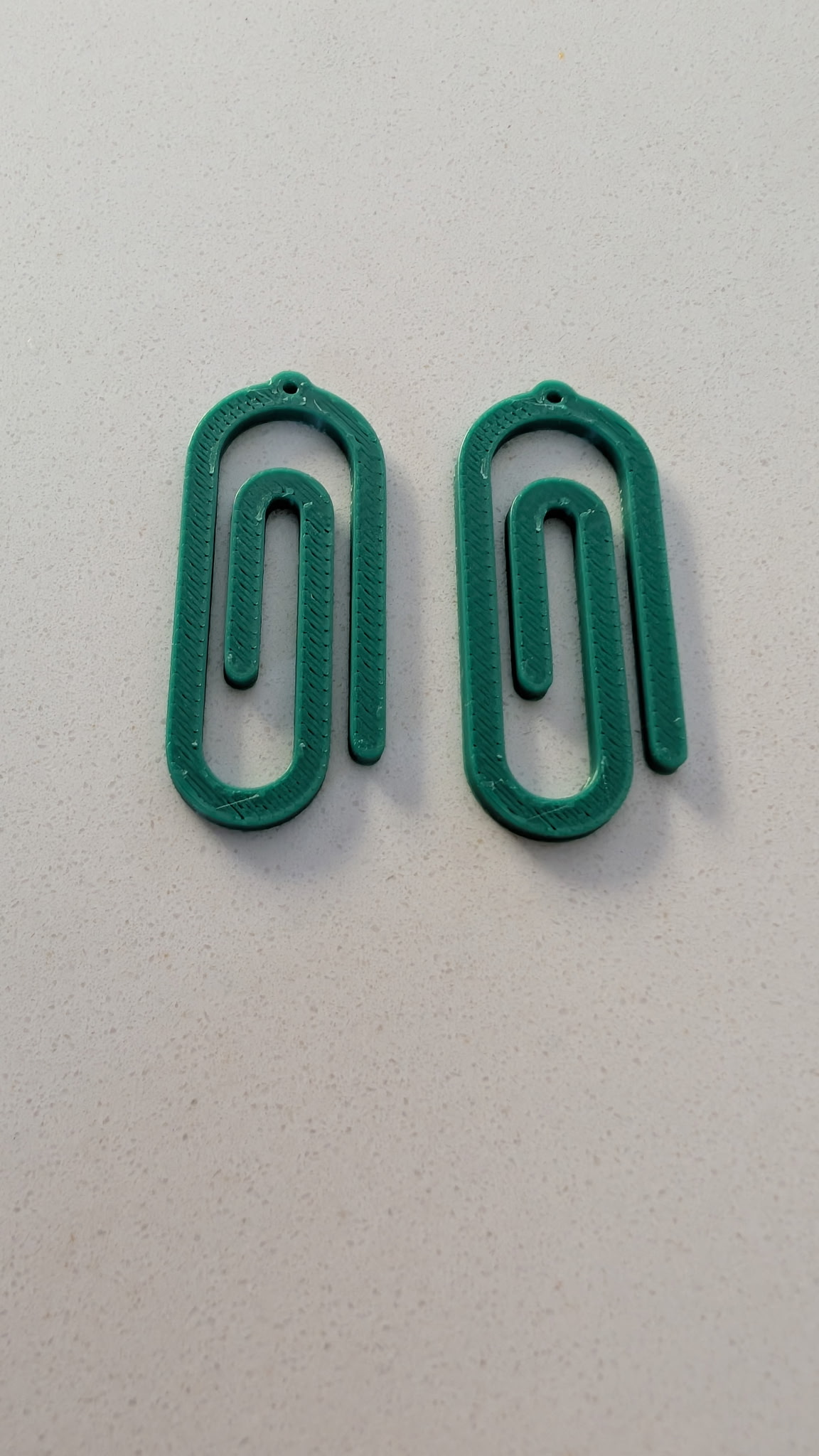 Miniatura 4 do modelo 3D Teacher Earrings