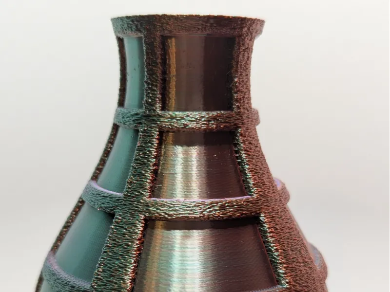 Multi-texture fuzzy vase