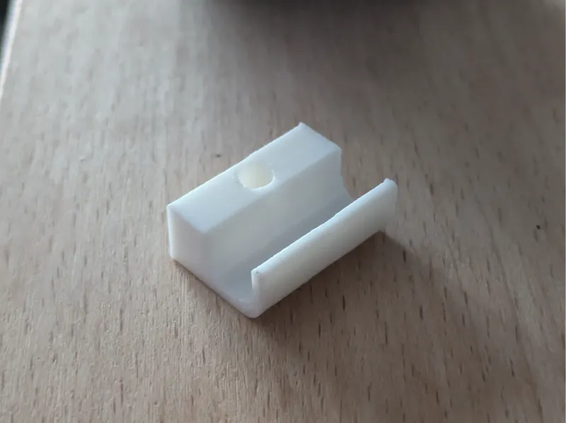 Screwable Cable Holder (Cable Claw)  20mm wide 