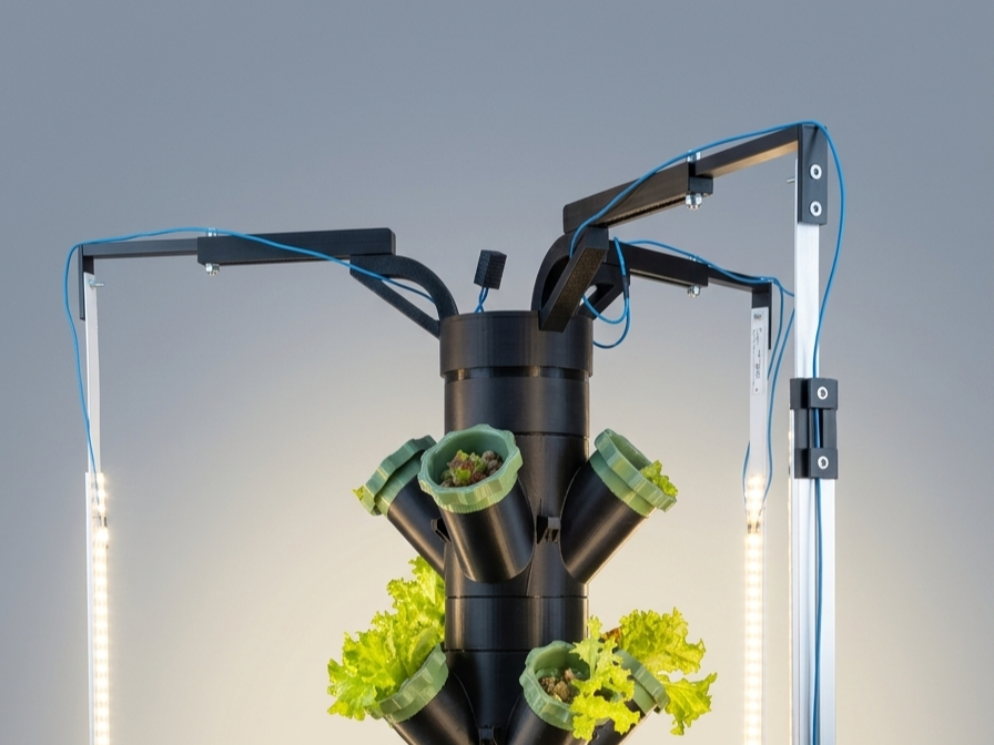 Adjustable 3-Arm LED Wing for Hydroponic Tower