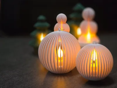 Slatted Christmas bauble tealight