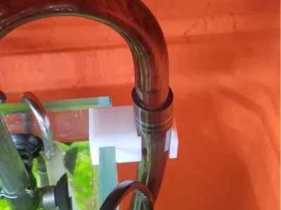 Lily Pipe holding Bracket (8mm glass, 16mm Pipe)