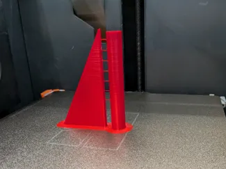 Easily Removable Support Structure for Tall Models