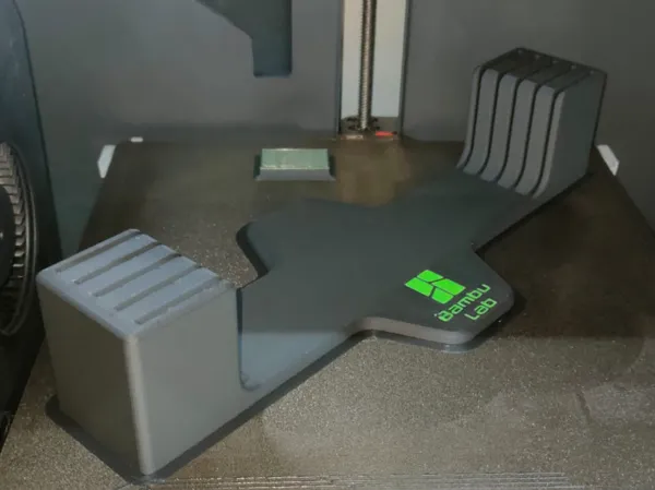 https://makerworld.bblmw.com/makerworld/model/US268d63d25404de/design/83dcf22a6ad73f0d.png