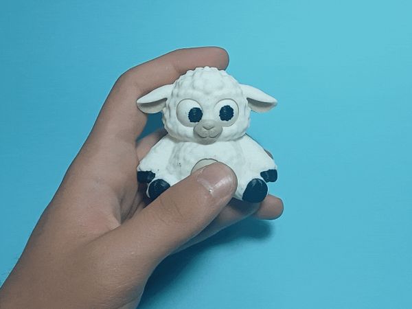 https://makerworld.bblmw.com/makerworld/model/US269301a2ca238/design/da4dbfd3df5300f4.gif