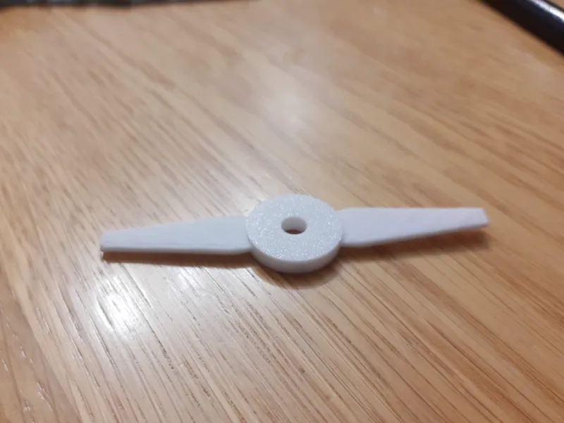 Trefl Connect - propeller