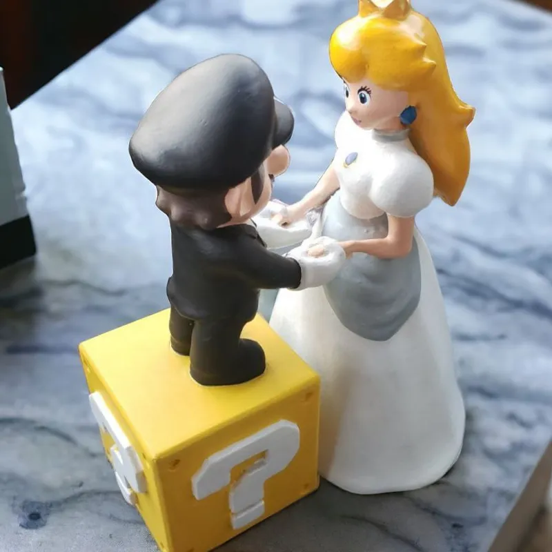 Mario and Peach newlyweds