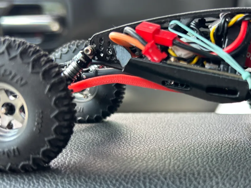 SCX30 +5mm Rear Lower Links