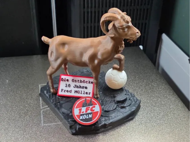 1. FC Köln Geißbock Hennes individualisierbar