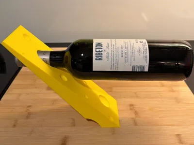 Winebottle Balance Stand Cheese