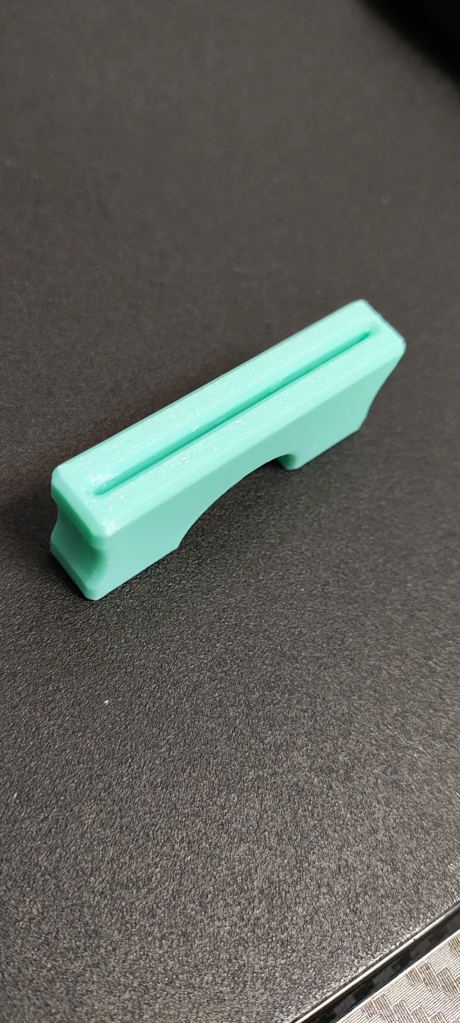 Cat Treat Dispenser by Panda playing 3D MakerWorld