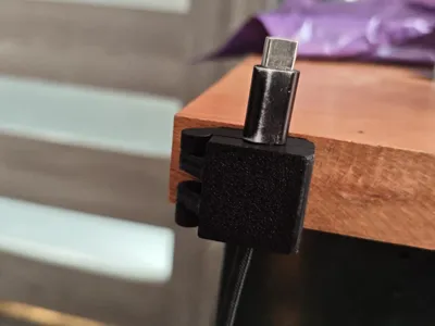 Universal Cable Holder with Magnetic Closure 