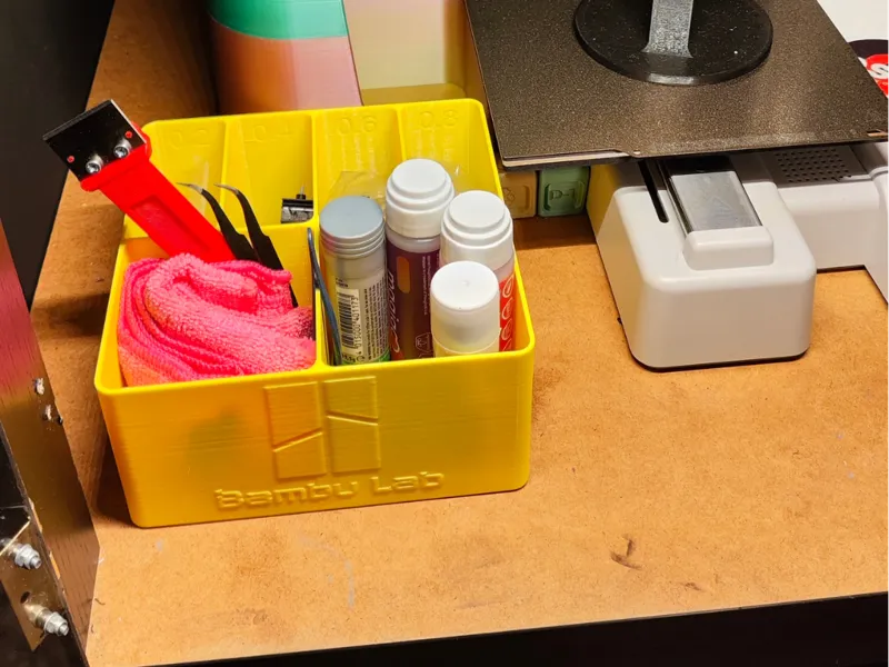 Nozzle and tools holder