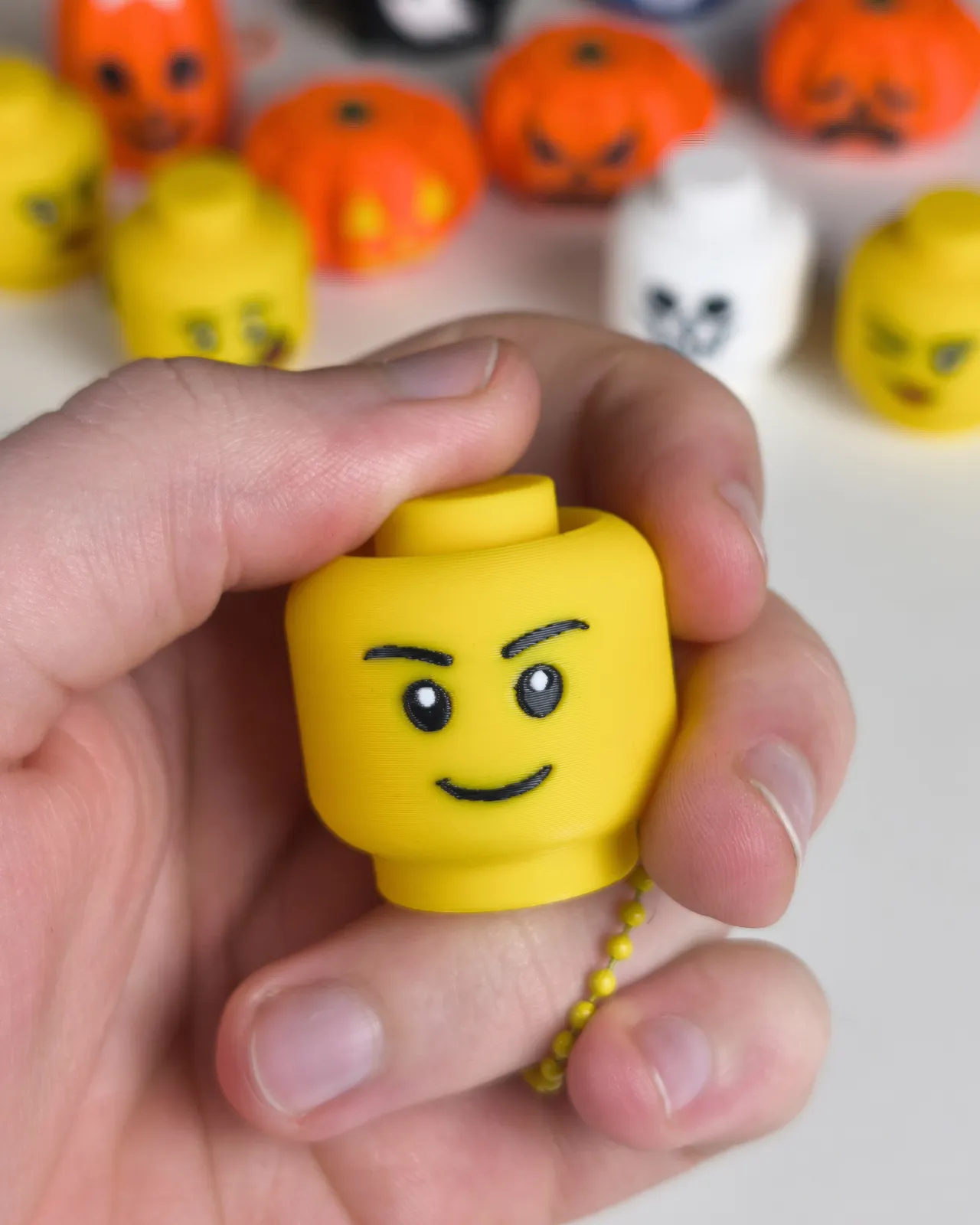 Head Fidget Clicker Keychain view 2