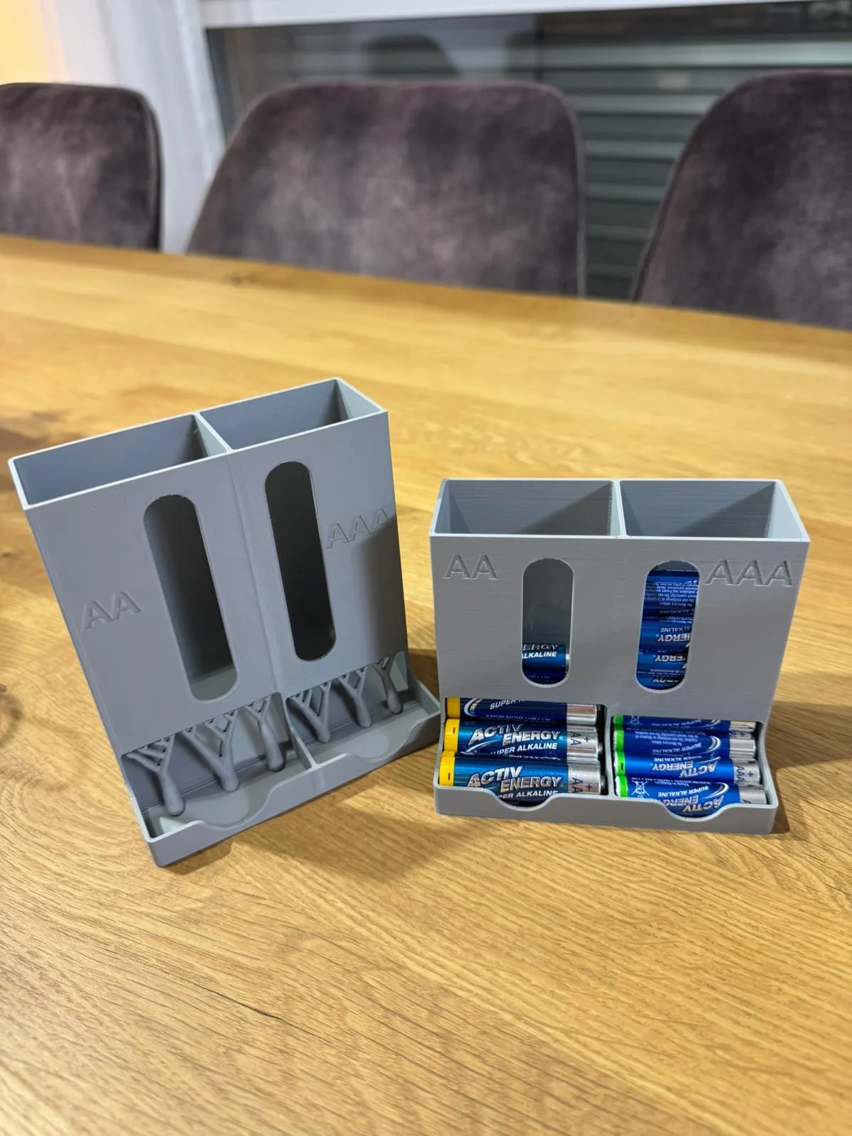Batteriespender AA und AAA view 4
