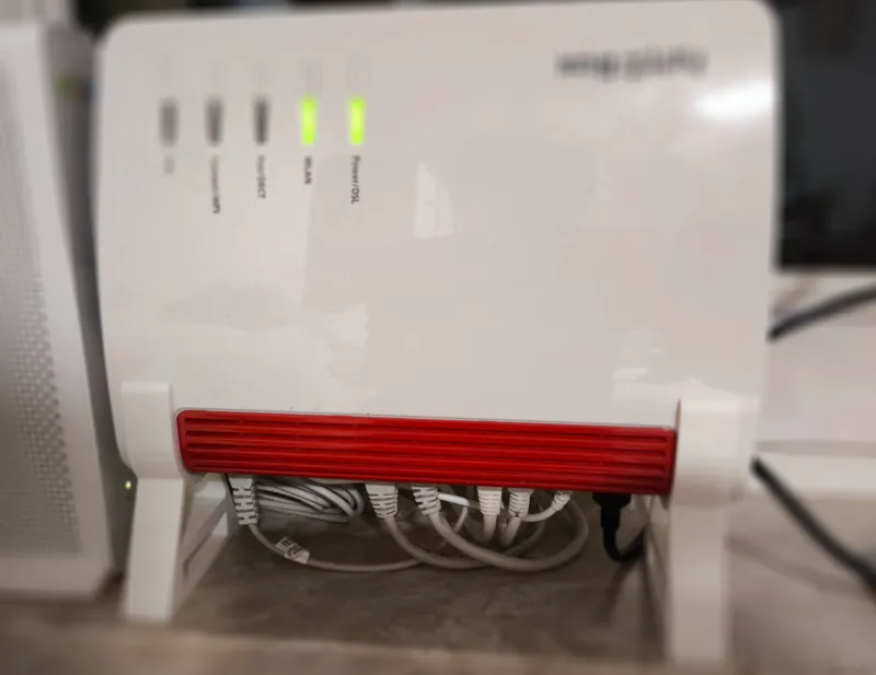 Fritzbox 7590 Stand