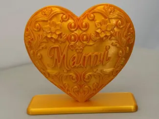 Herz mit der Inschrift Mami