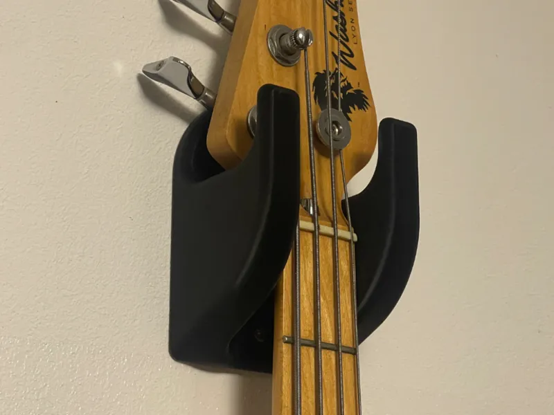 Guitar Hanger super stable
