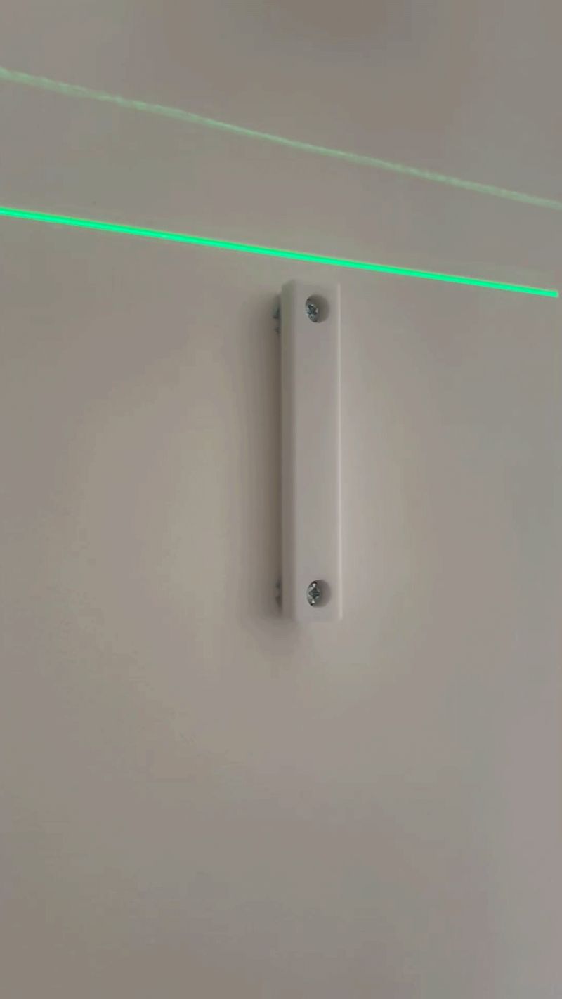 Equerre étagère invisible