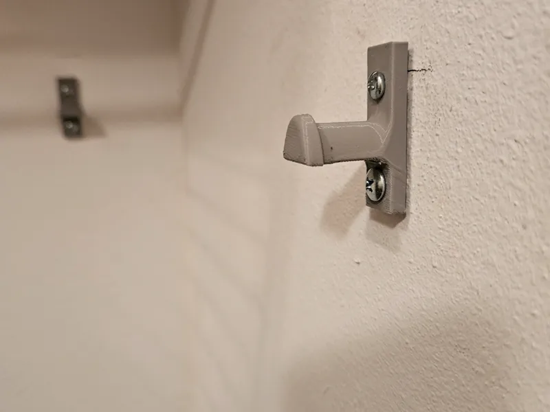 Folding/Laundry basket wall hook/mount