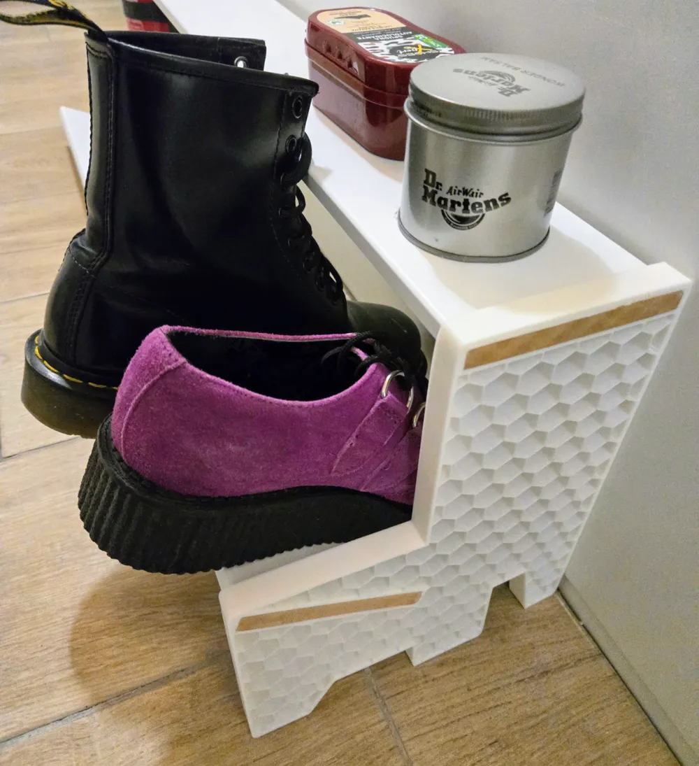 Customize Shoe Rake Two-tier shoe rack with customizable pattern by daniele_zomg - MakerWorld