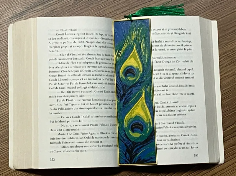 Peacock Feathers Bookmark - HueForge