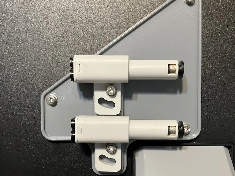 H2D Dual 4-Way Splitter Mount