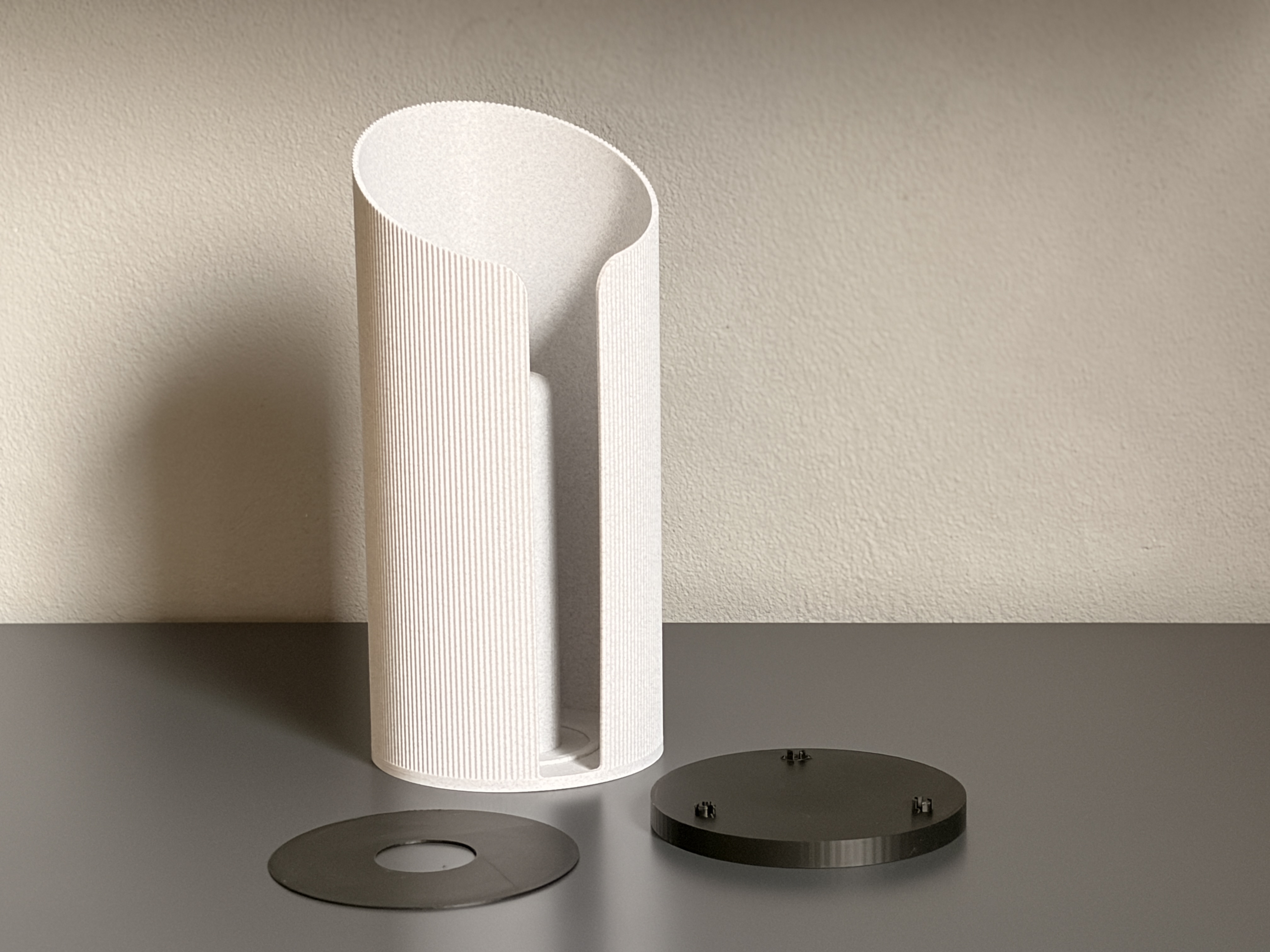 Miniatura 2 do modelo 3D Parametric Paper Roll Holder