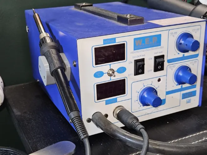 W.E.R 872D Soldering iron holder