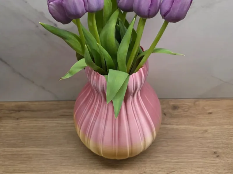 Flower vase