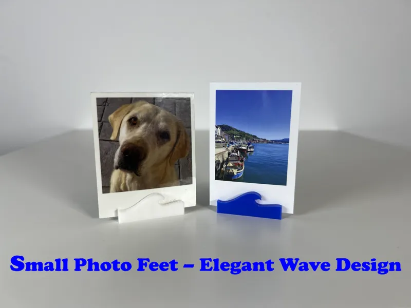 Small Photo Feet – Elegant Wave Design