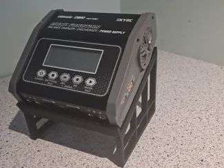 skyrc Dual ultimate D260 charger stand