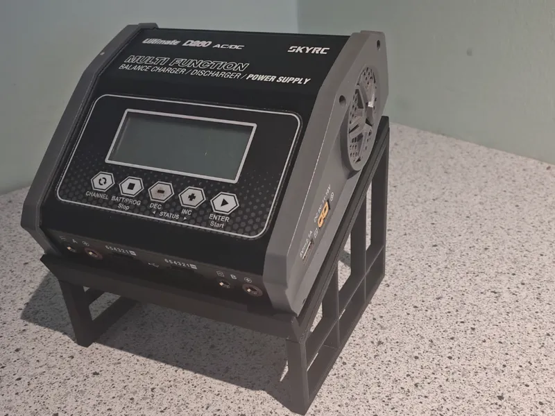 skyrc Dual ultimate D260 charger stand