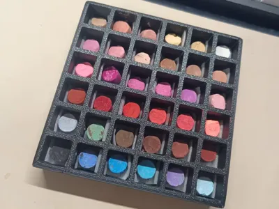 36-compartment Divided Box for Pigment Powder