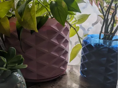 Minimal material Large Planter w/ tray