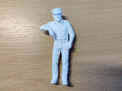 DR Garden Railway LGB Piko Train Conductor G