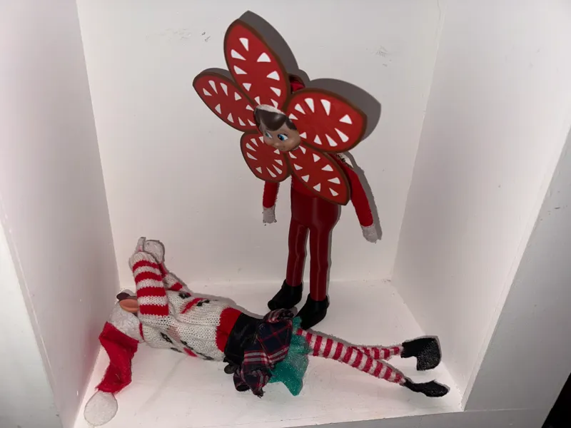 Elf on the Shelf × Stranger Things Demogorgon Mask