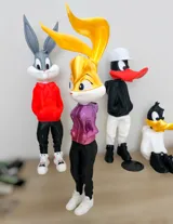 Фигурка Lola Bunny