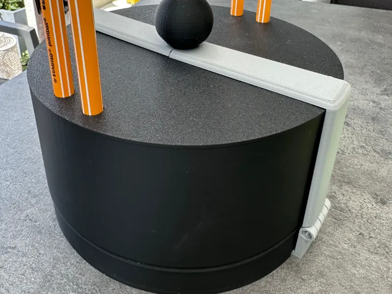 Aufbewahrungsbox mit 20 cm Würfelarena